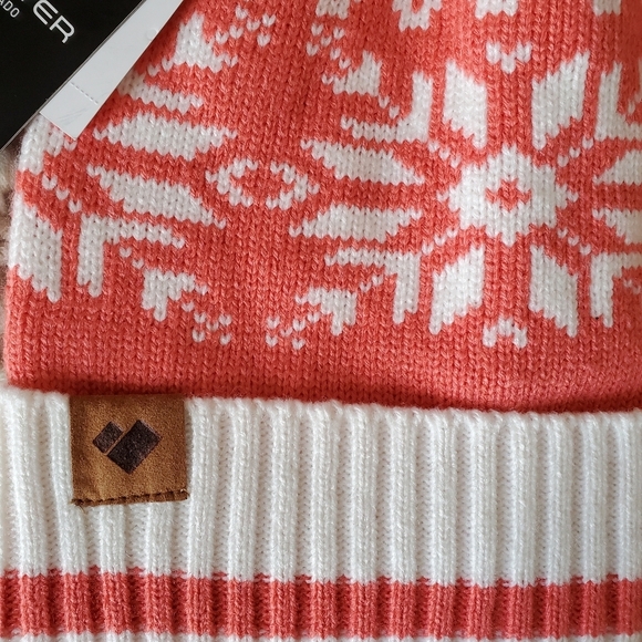 Obermeyer womens pom pom hat peach new nwt - Picture 2 of 3